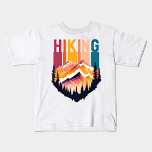 Hiking emblem - Mountain Lovers Hiking Kids T-Shirt